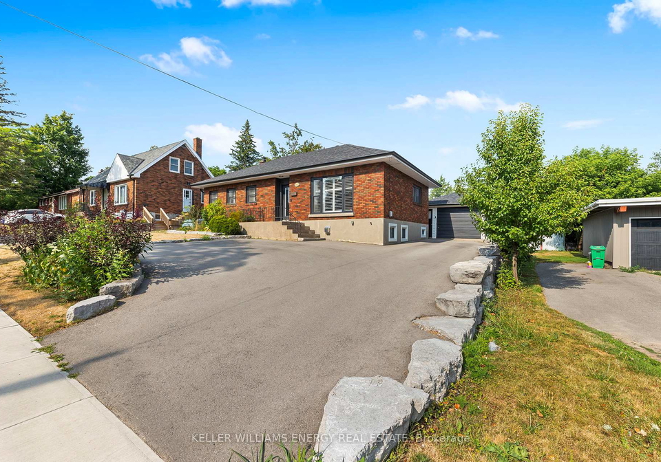 1302-dobbin-avenue-peterborough-central-ontario-x12317850