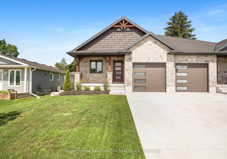 655-gloria-street-north-huron-ontario-x12317870