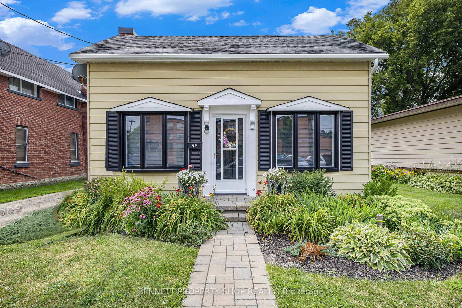 94-mcgonigal-street-w-w-arnprior-ontario-x12318221