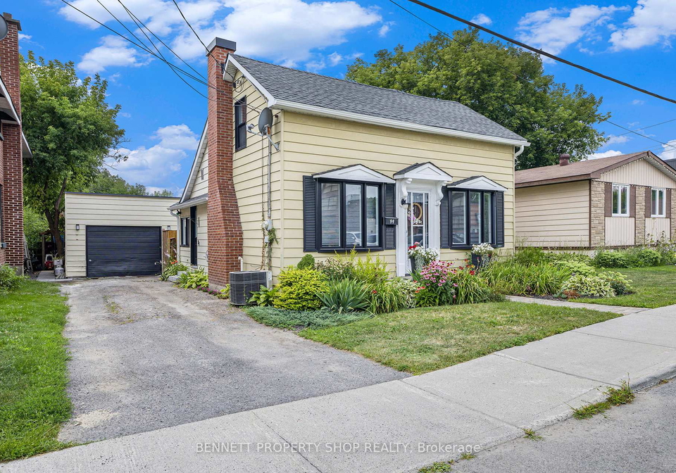 94-mcgonigal-street-w-w-arnprior-ontario-x12318221