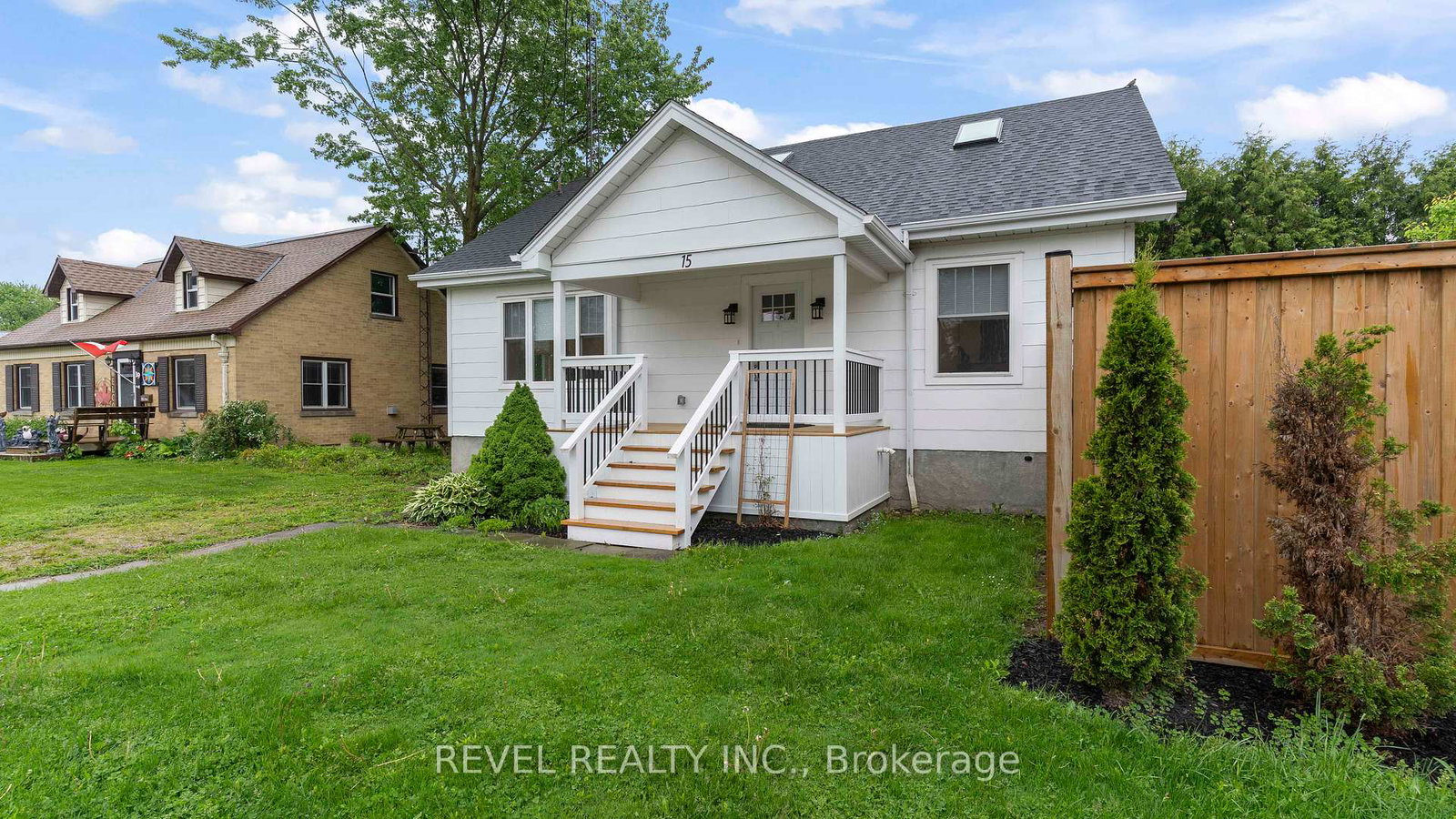 15-victoria-avenue-e-e-south-huron-ontario-x12318389