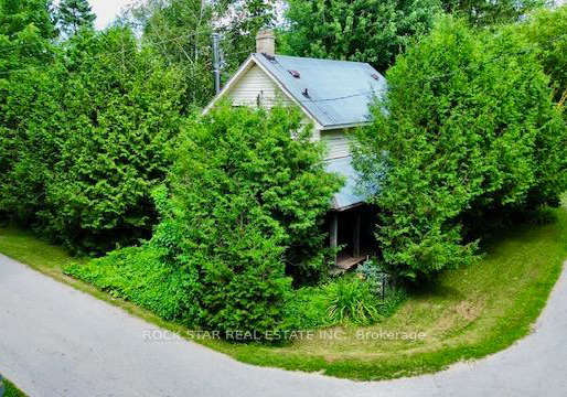 26-centre-street-wellington-north-ontario-x12318432