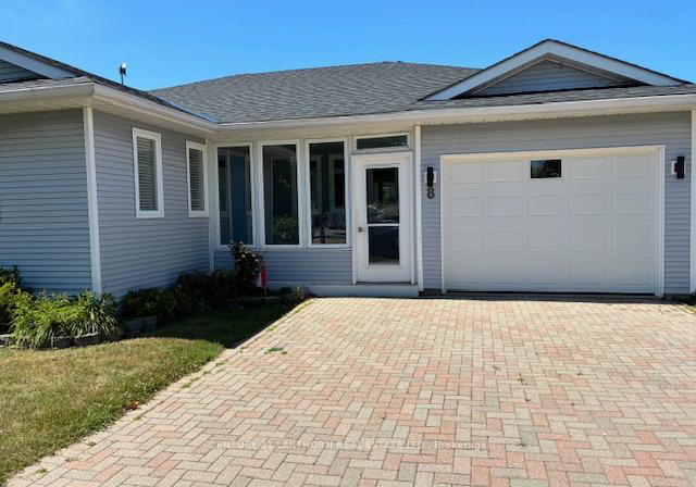 8-quaker-court-n-n-prince-edward-county-ontario-x12318794
