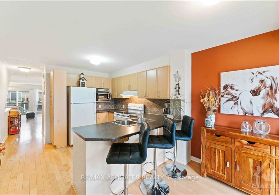204-chapman-mills-drive-ottawa-ontario-x12318978
