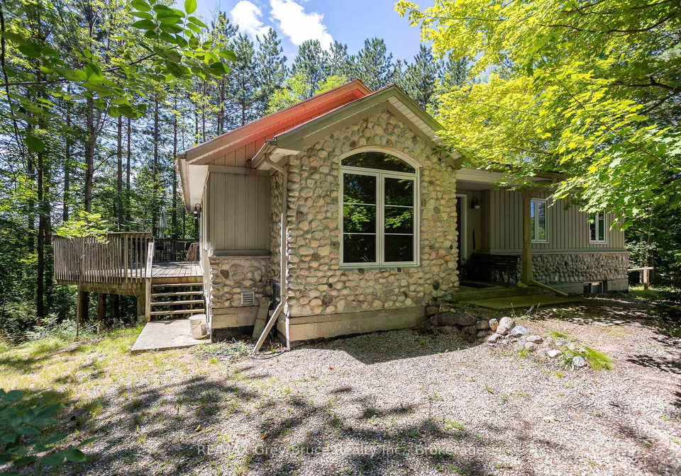 216152-concession-4-road-chatsworth-ontario-x12319004