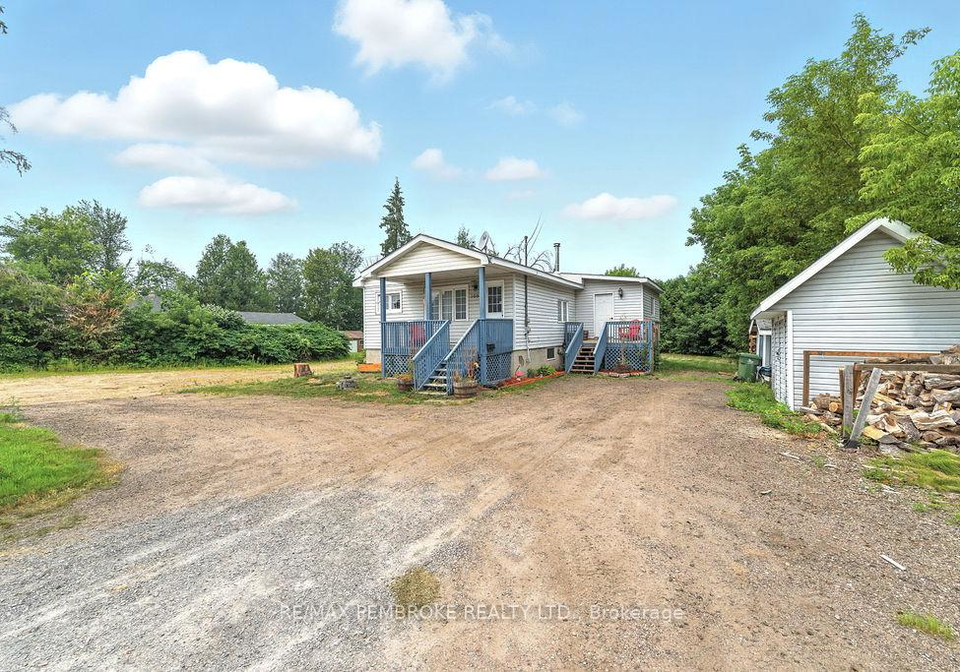 108-forest-lea-road-laurentian-valley-ontario-x12319025