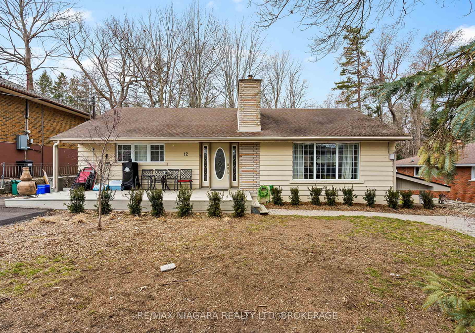 12-cedar-street-port-colborne-ontario-x12319038