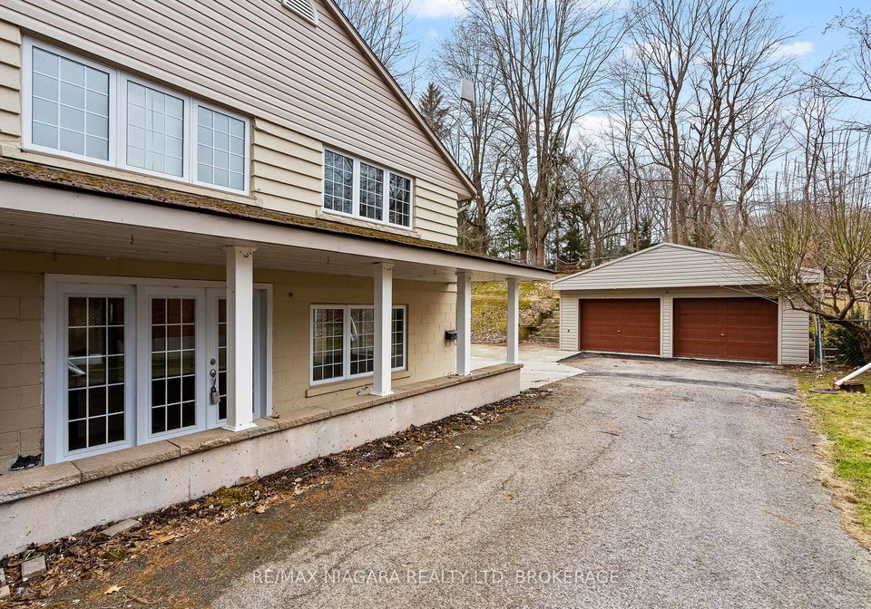 12-cedar-street-port-colborne-ontario-x12319038