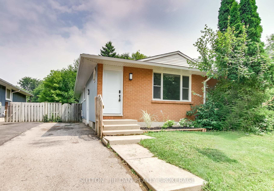 42-wenlock-crescent-london-north-ontario-x12319138