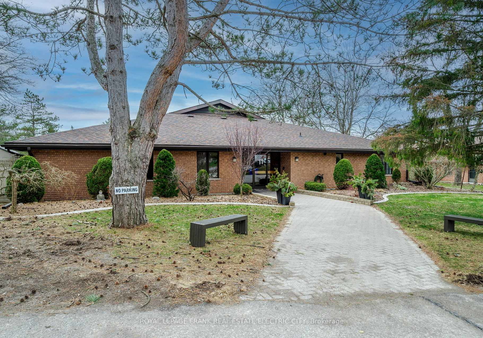 11-paddock-wood-peterborough-east-ontario-x12319233