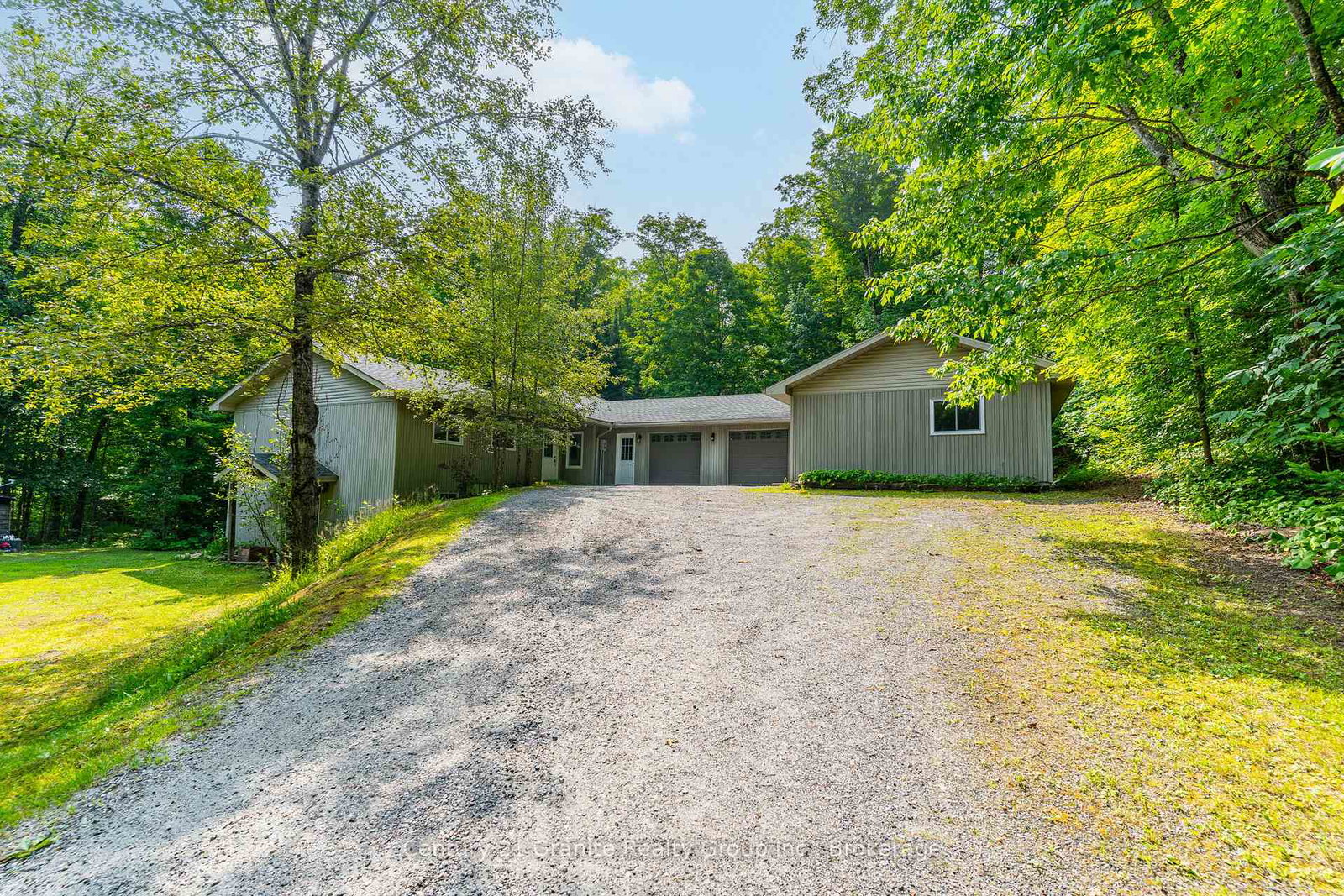 1029-wigamog-road-minden-hills-ontario-x12319307