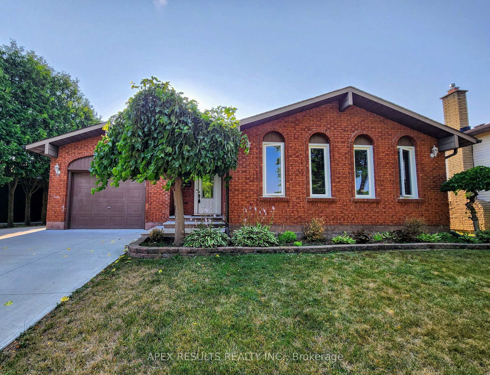 229-athenia-drive-hamilton-ontario-x12319472