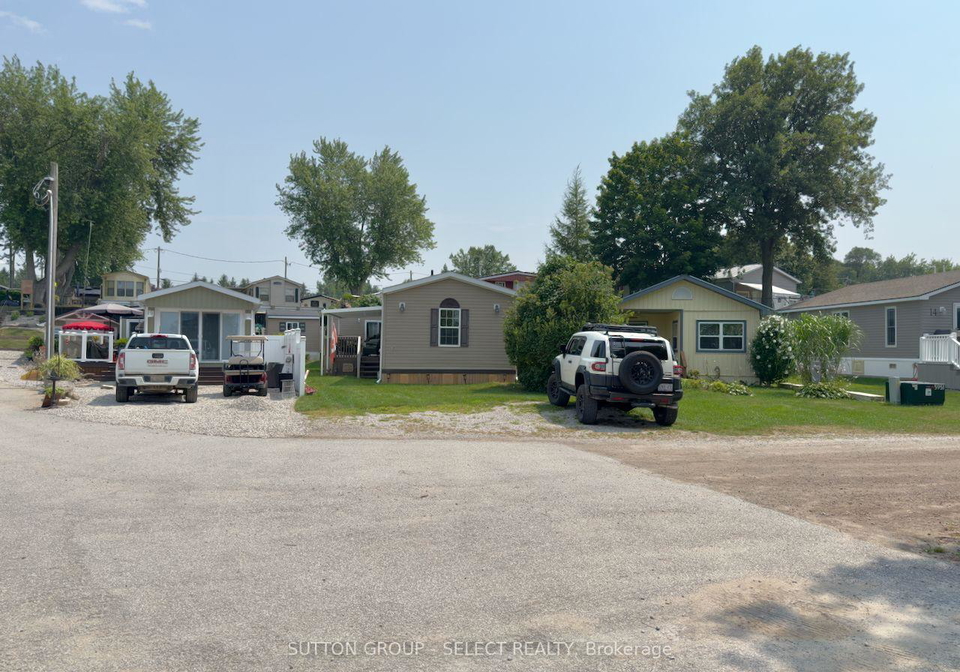 10-caribbean-lane-bluewater-ontario-x12319558
