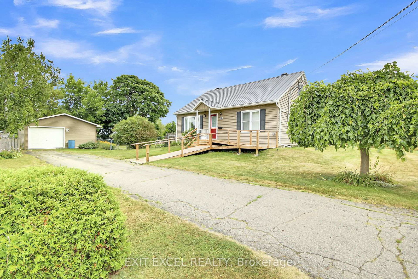 733-jessup-street-prescott-ontario-x12319607