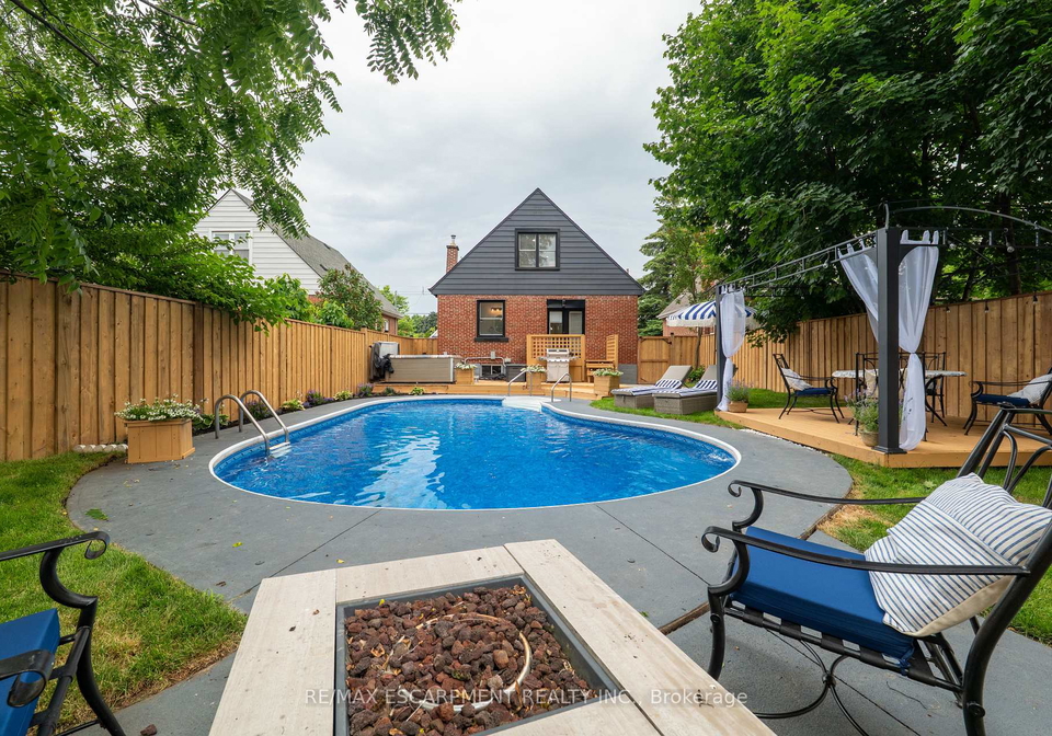 220-holmesdale-avenue-s-s-hamilton-ontario-x12319966
