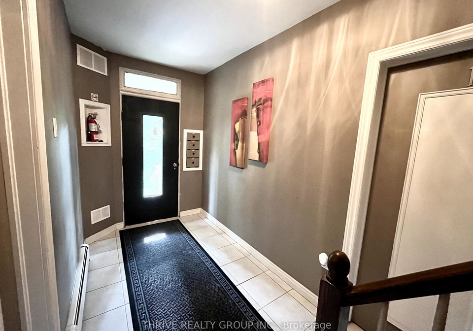 1-waverley-place-london-east-ontario-x12320260