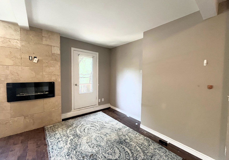 1-waverley-place-london-east-ontario-x12320283