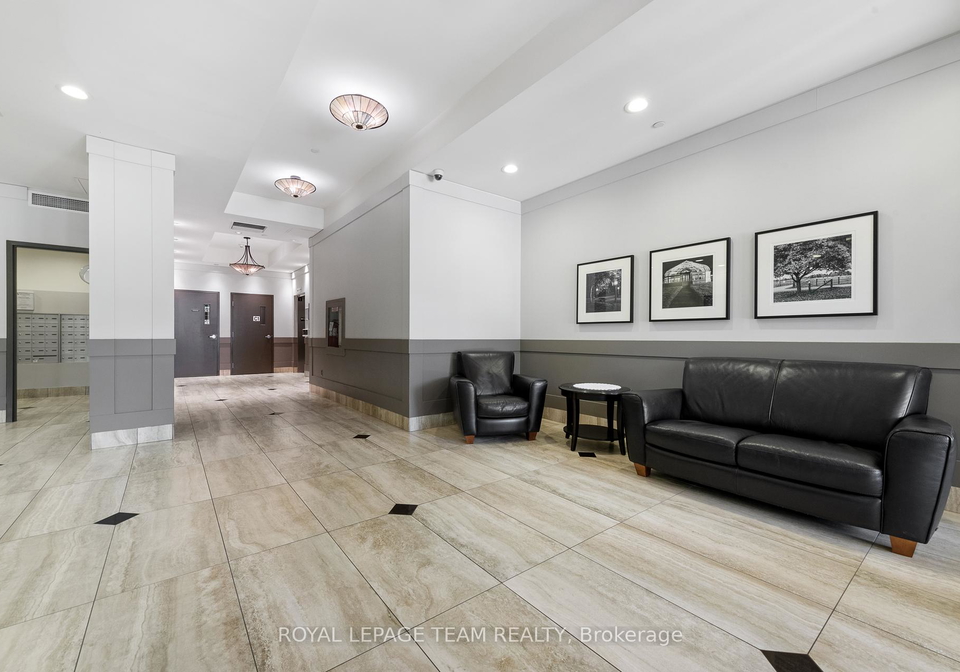 327-s-breezehill-avenue-s-s-ottawa-ontario-x12320339