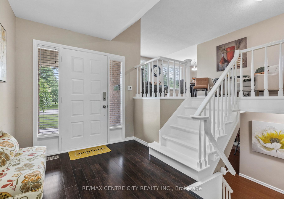 32-lakeview-circle-st-thomas-ontario-x12320395