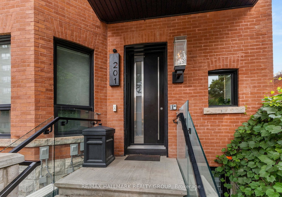 201-maclaren-street-ottawa-ontario-x12320571