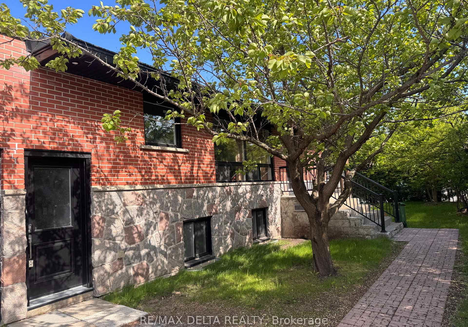 981-lola-street-e-e-ottawa-ontario-x12320674