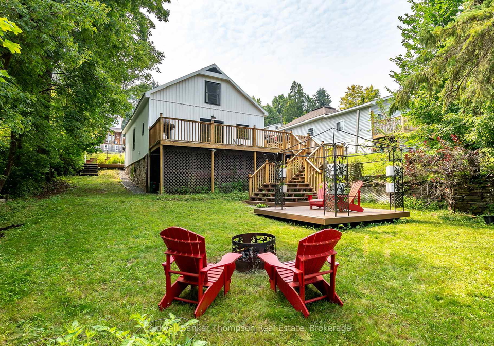 14-cora-street-e-e-huntsville-ontario-x12320720