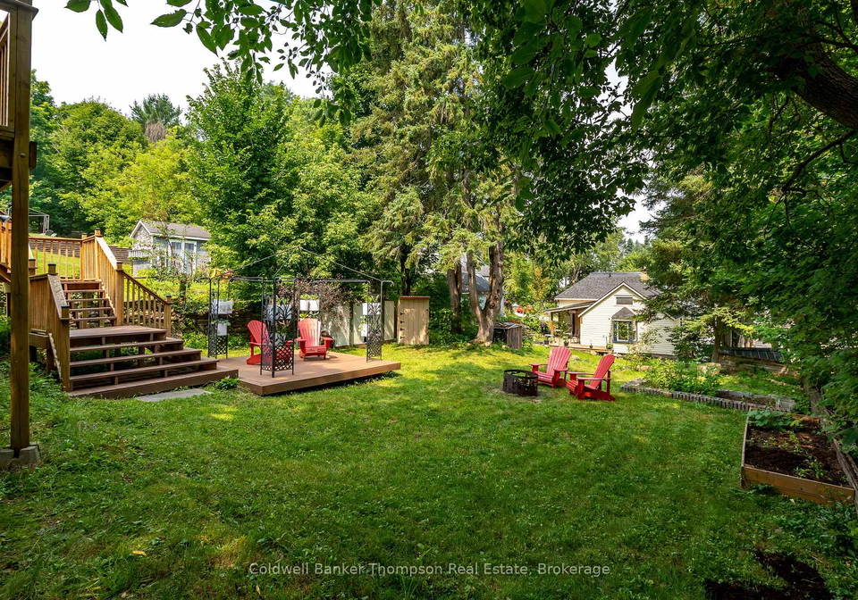 14-cora-street-e-e-huntsville-ontario-x12320720