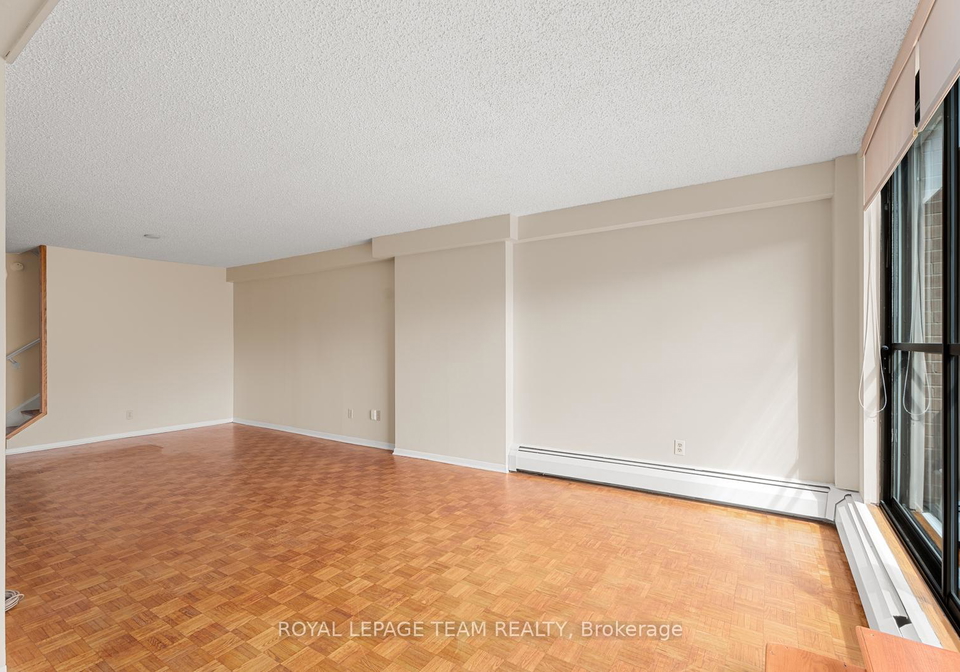 515-st-laurent-boulevard-ottawa-ontario-x12321062