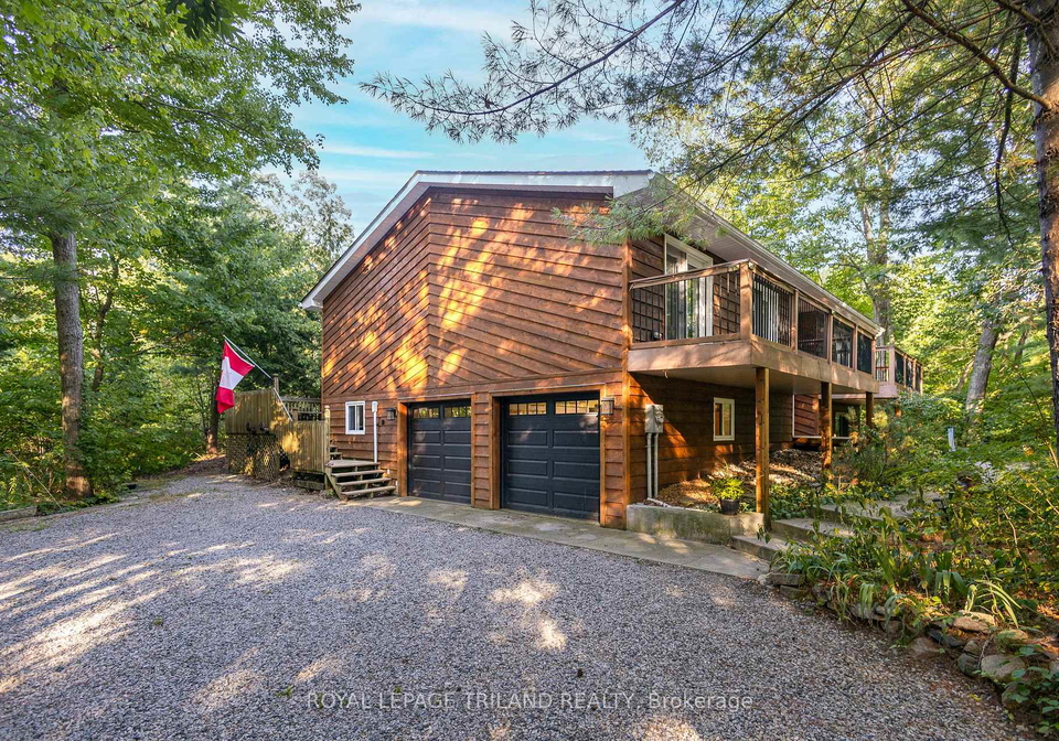 10441-huron-wood-drive-lambton-shores-ontario-x12321103