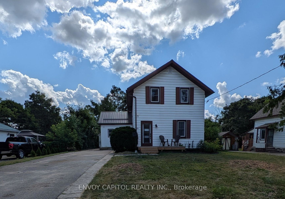 61-simcoe-street-kawartha-lakes-ontario-x12321221