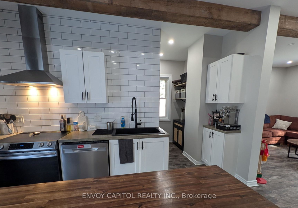 61-simcoe-street-kawartha-lakes-ontario-x12321221