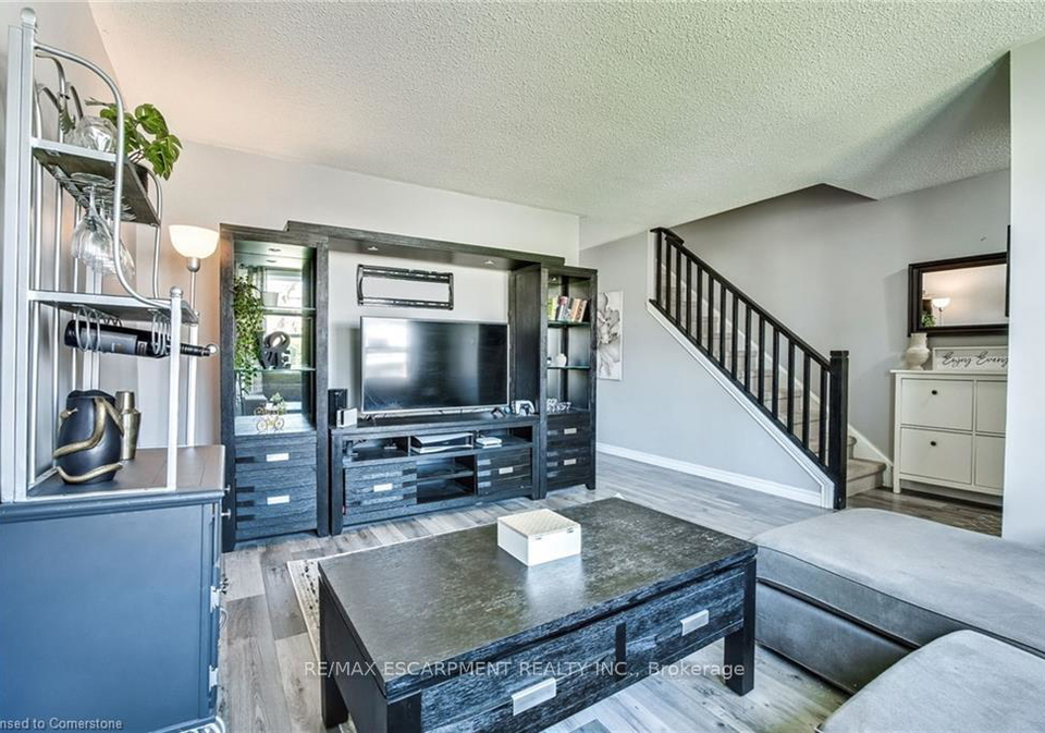 2700-barton-street-e-e-hamilton-ontario-x12321290
