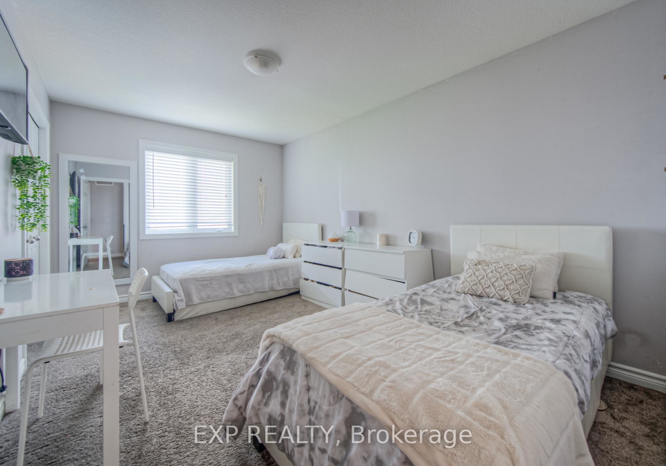 55-saddlebrook-court-kitchener-ontario-x12321333