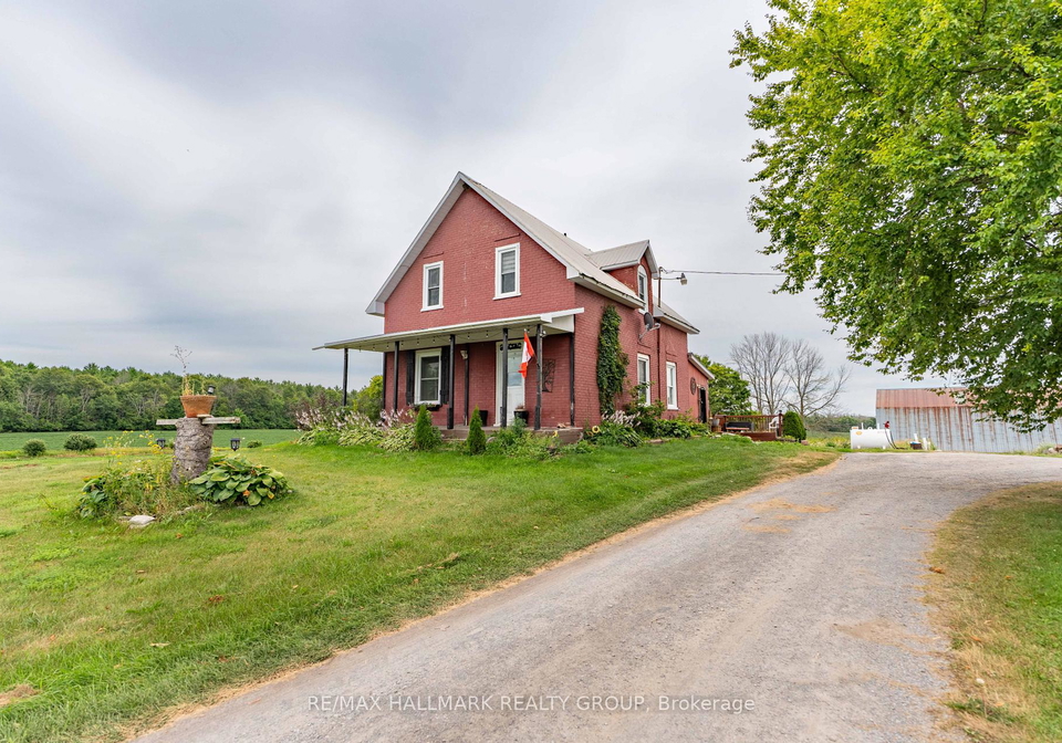 21580-seven-hills-road-north-glengarry-ontario-x12321552