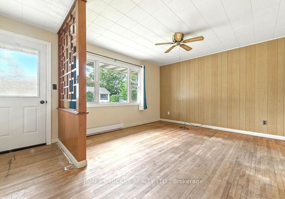 31-glendale-avenue-deep-river-ontario-x12321622