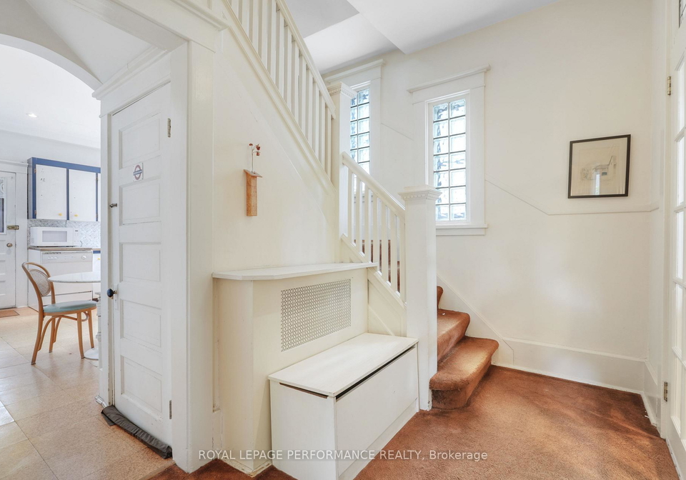 28-wendover-avenue-ottawa-ontario-x12321824