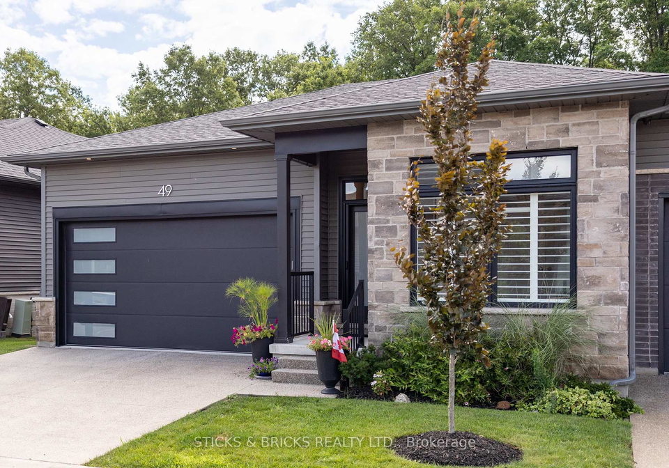 8974-willoughby-drive-niagara-falls-ontario-x12322377