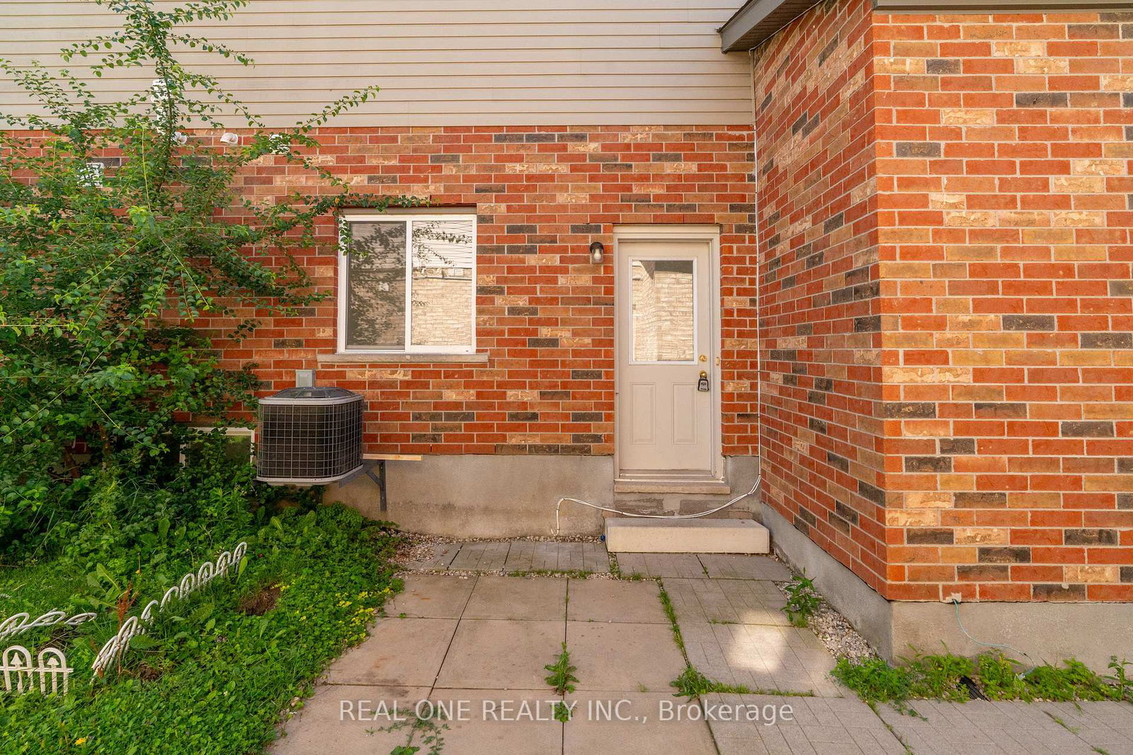 134-dawn-avenue-guelph-ontario-x12322378