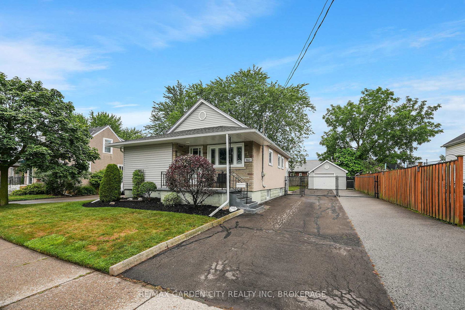 160-mcalpine-avenue-s-s-welland-ontario-x12322950