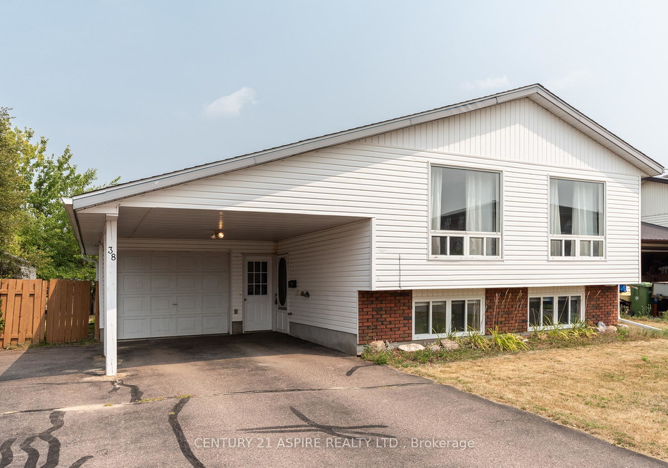 38-vereyken-crescent-petawawa-ontario-x12322991