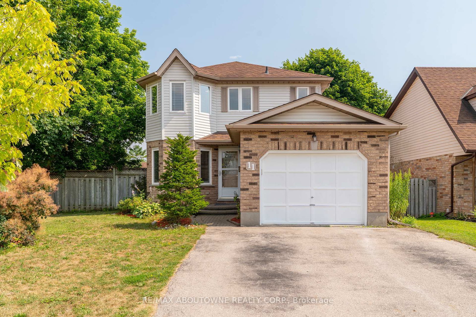 11-bushmills-crescent-guelph-ontario-x12323130