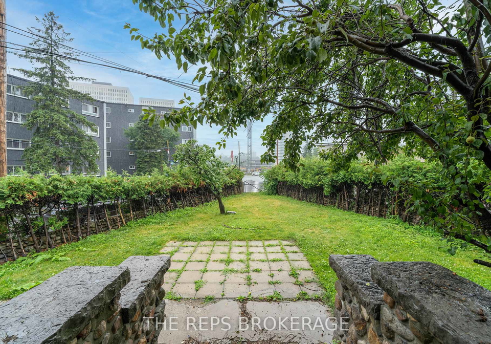 337-montgomery-street-ottawa-ontario-x12323508