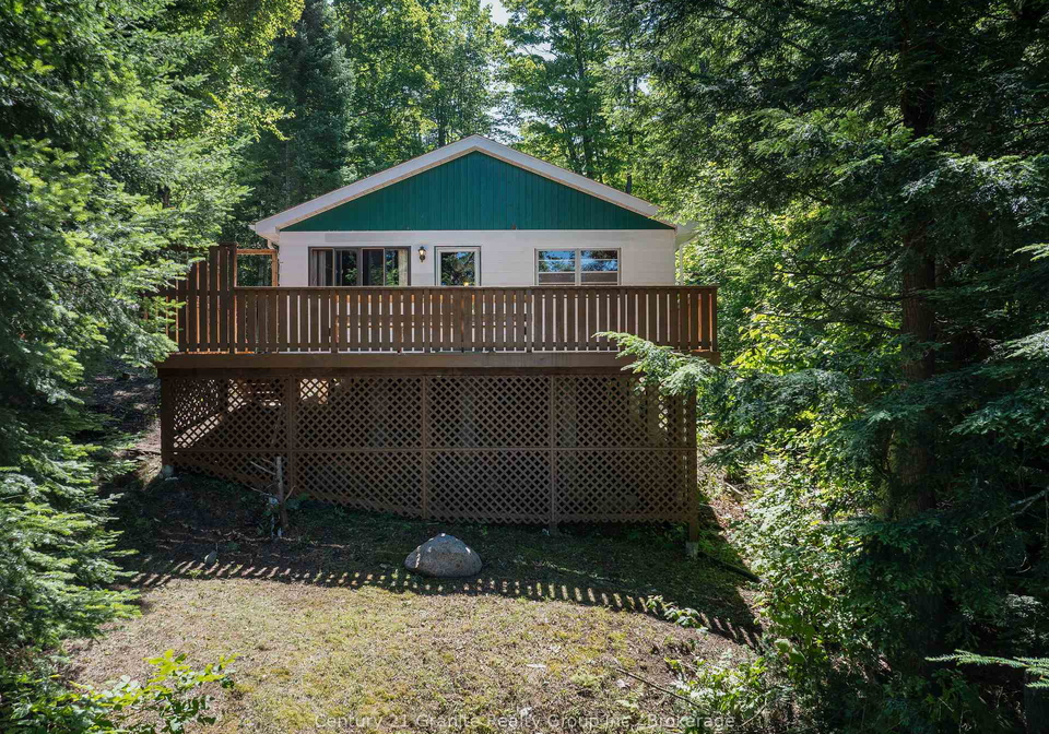 1455-english-circle-highlands-east-ontario-x12323539