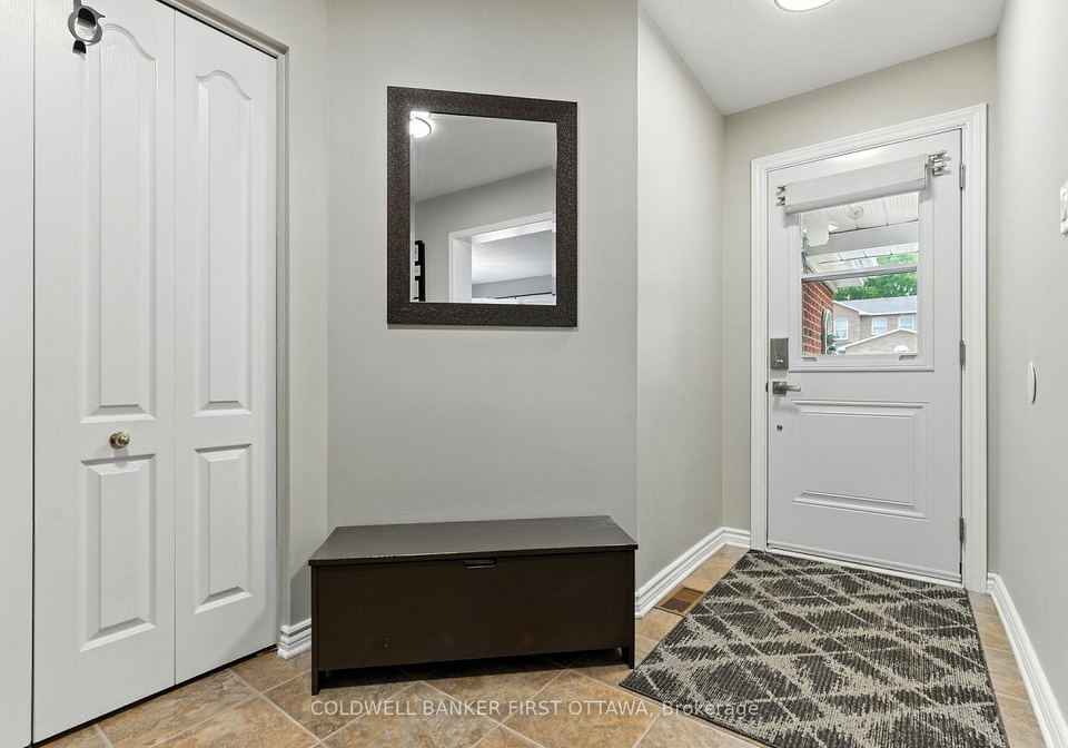 9-kluane-ridge-kanata-ontario-x12323629