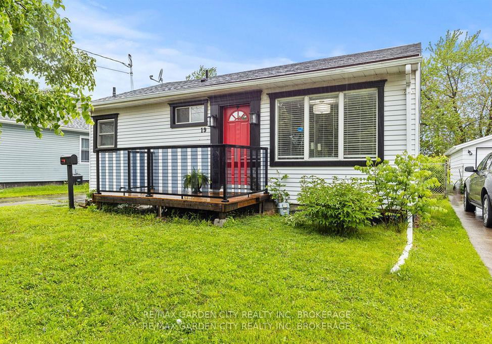 19-oakwood-avenue-st-catharines-ontario-x12323758