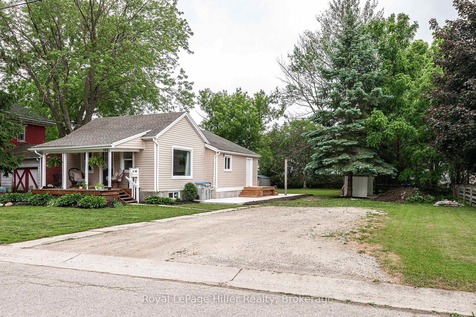 160-james-street-west-perth-ontario-x12323766