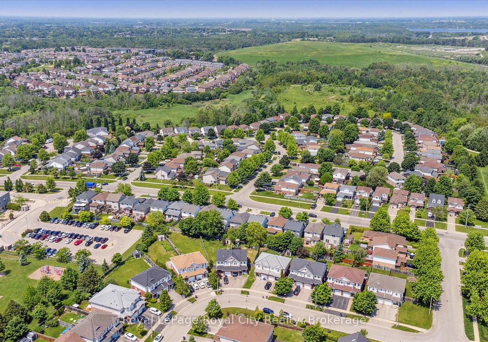 86-swift-crescent-guelph-ontario-x12323789