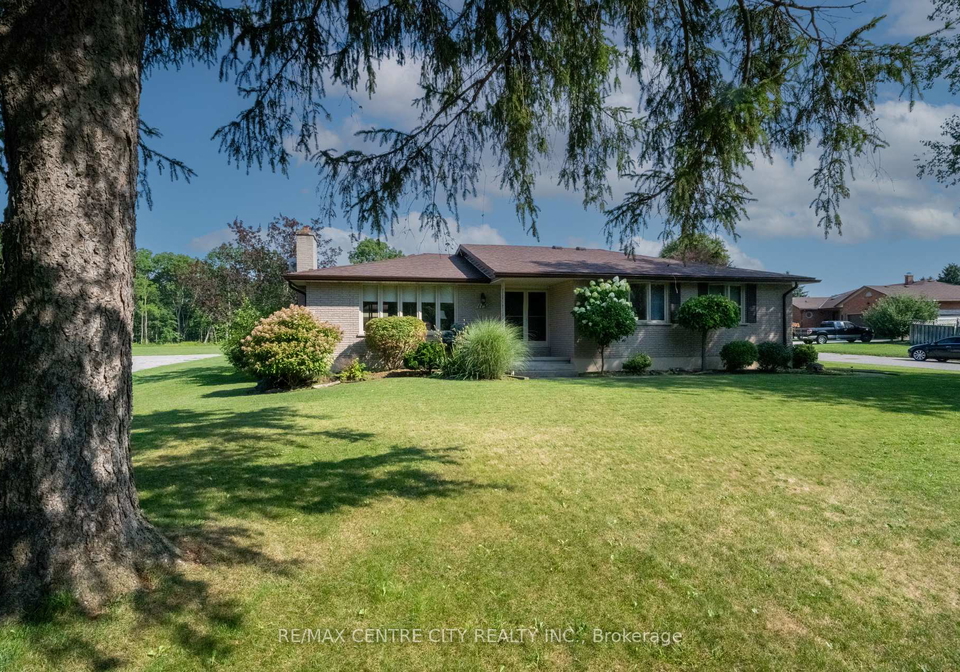 115-hull-road-strathroy-caradoc-ontario-x12323800