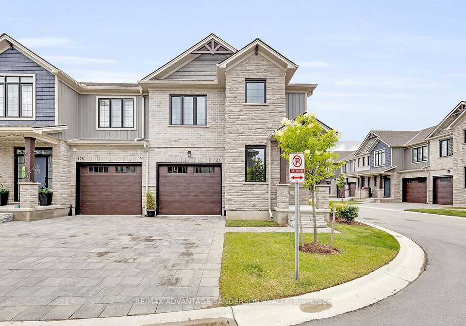93-stonefield-lane-middlesex-centre-ontario-x12323833