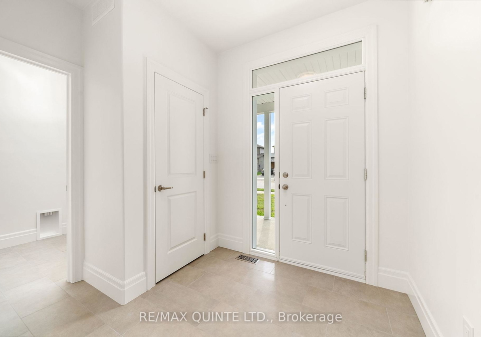 81-george-wright-boulevard-prince-edward-county-ontario-x12324096